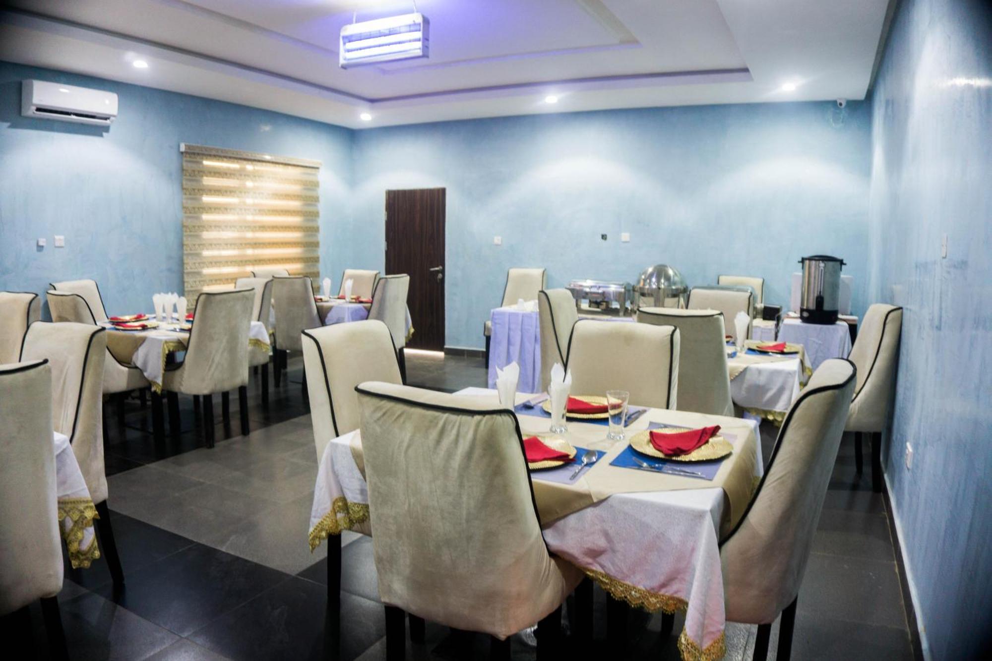Vibes Suites Kaba Ngoại thất bức ảnh