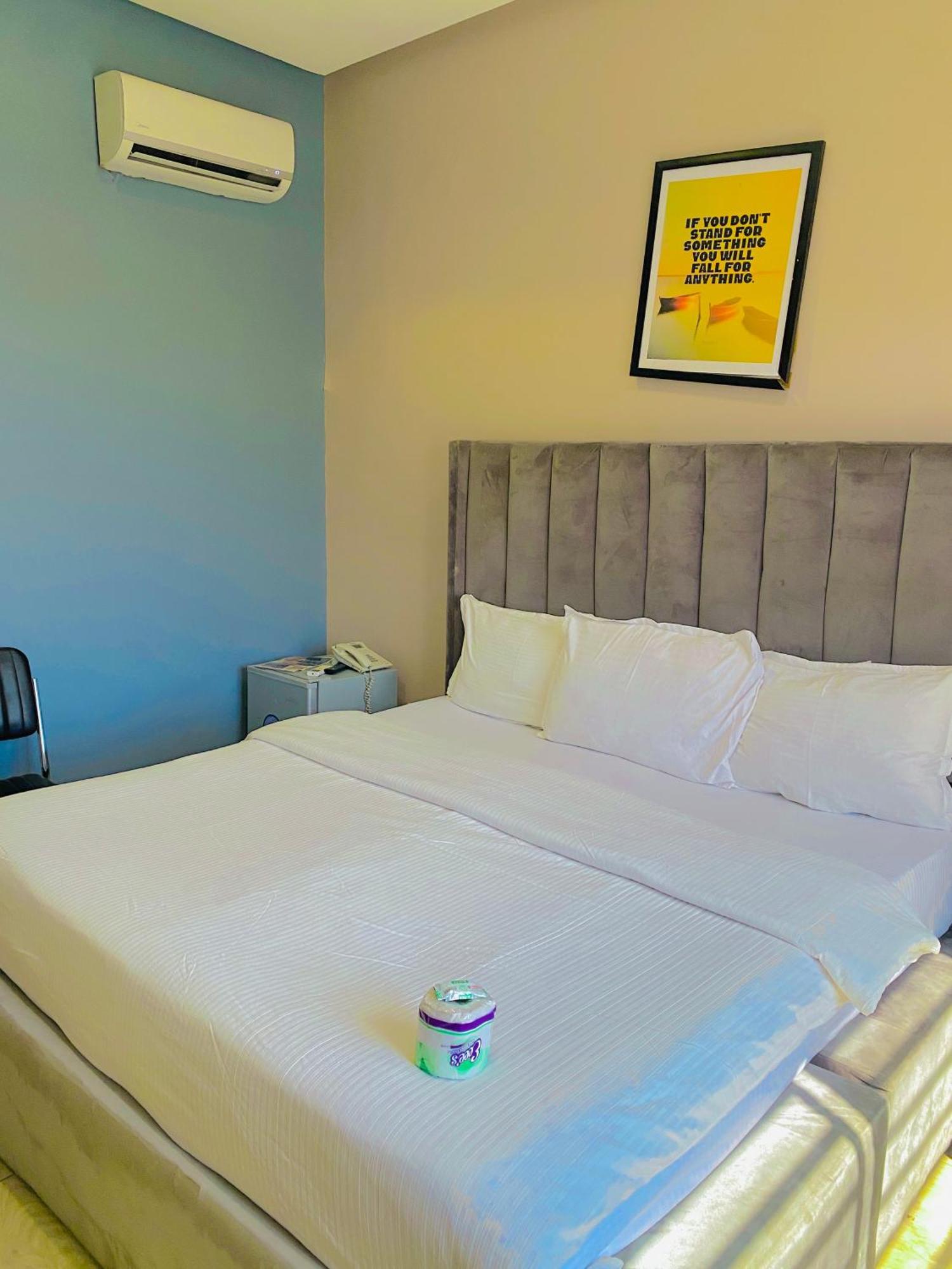 Vibes Suites Kaba Ngoại thất bức ảnh